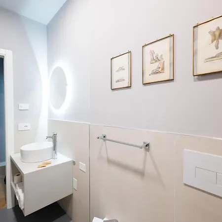 Regina Boutique * Trieste